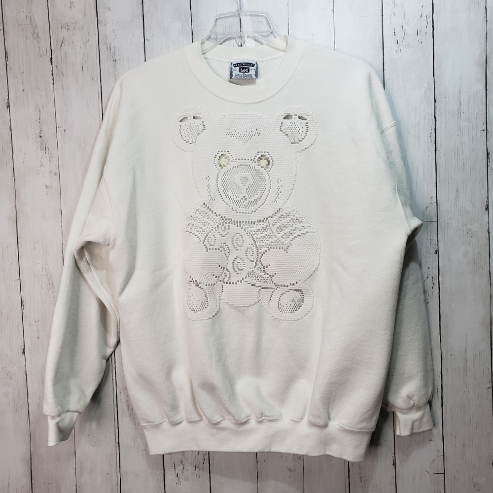 Vintage Lee Women's White Crewneck Sweatshirt Lace